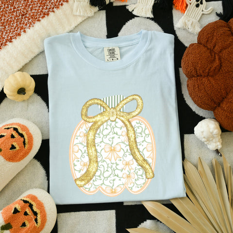 Coquette pumpkin with glitter look bow