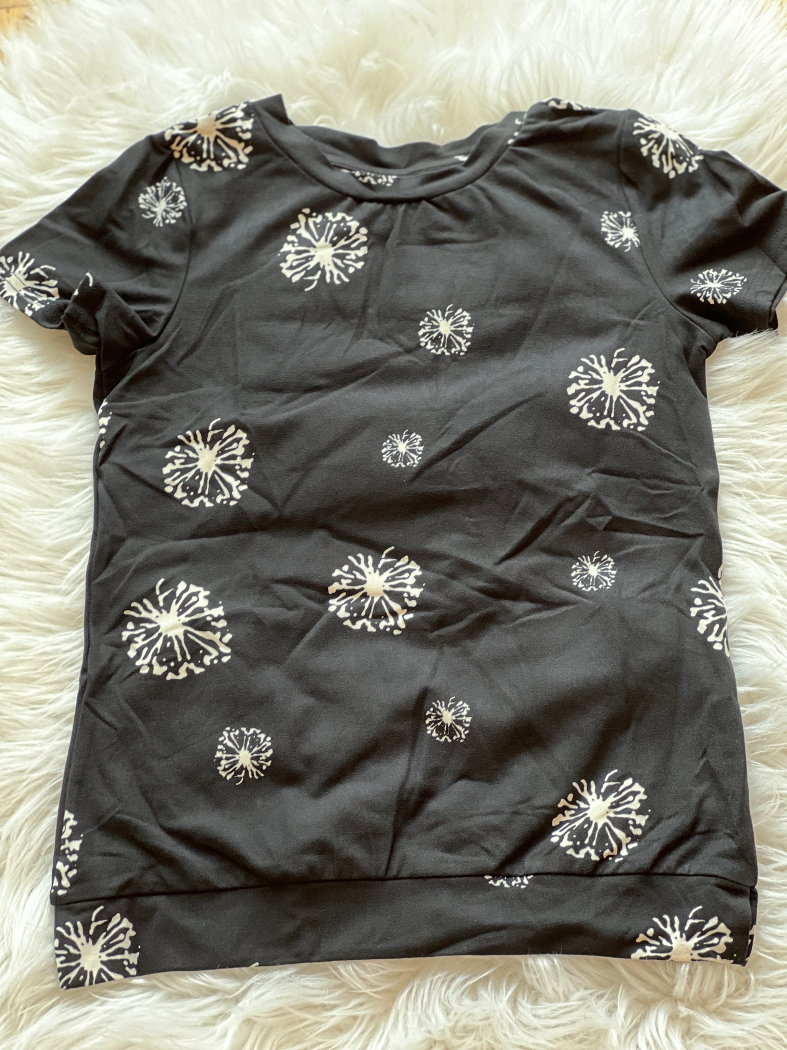 GIRLS BANDED HEM SHIRT. *CLEARANCE FINAL SALE**